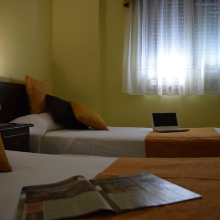 Hotel Complutense Alcala de Henares Ngoại thất bức ảnh