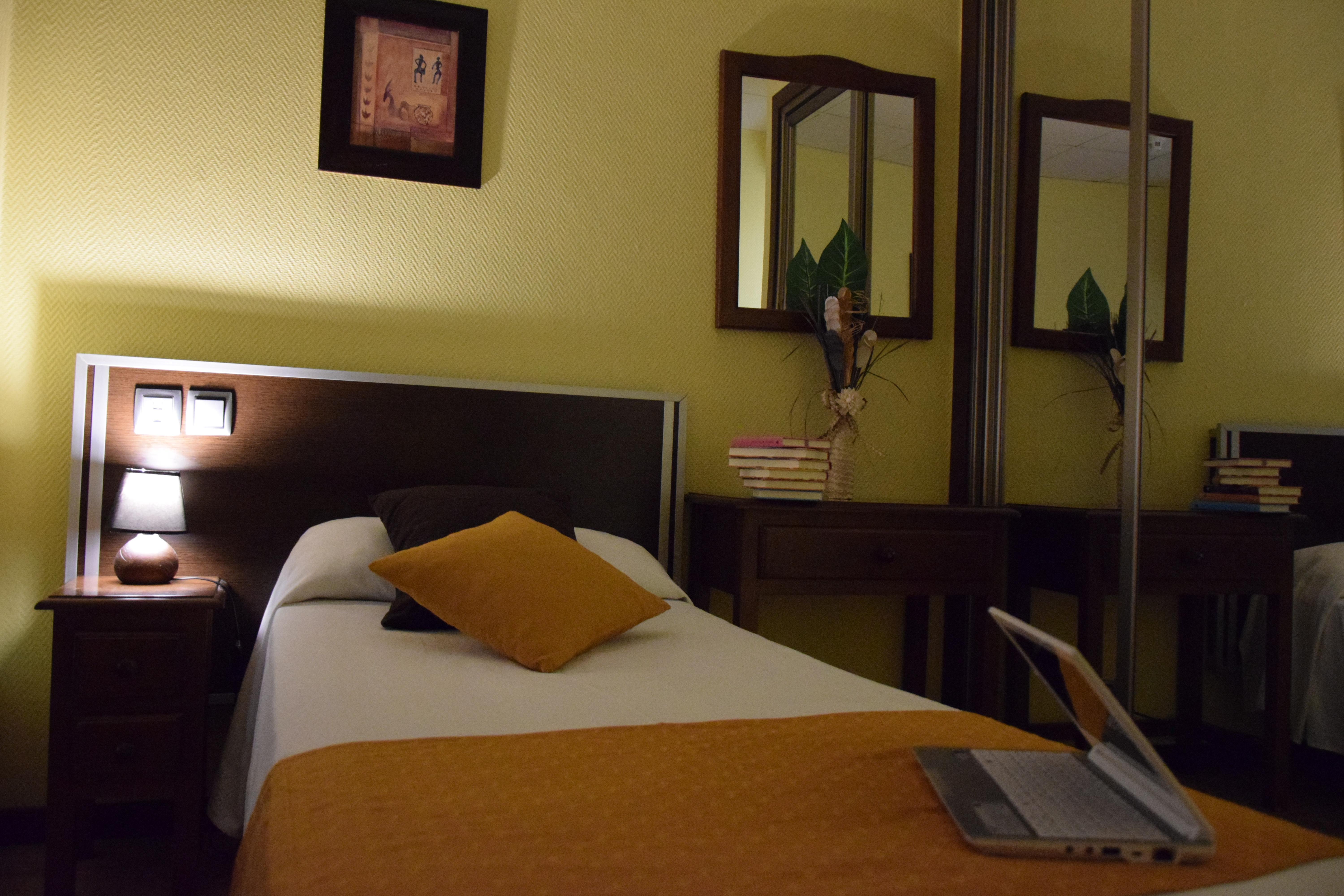 Hotel Complutense Alcala de Henares Ngoại thất bức ảnh