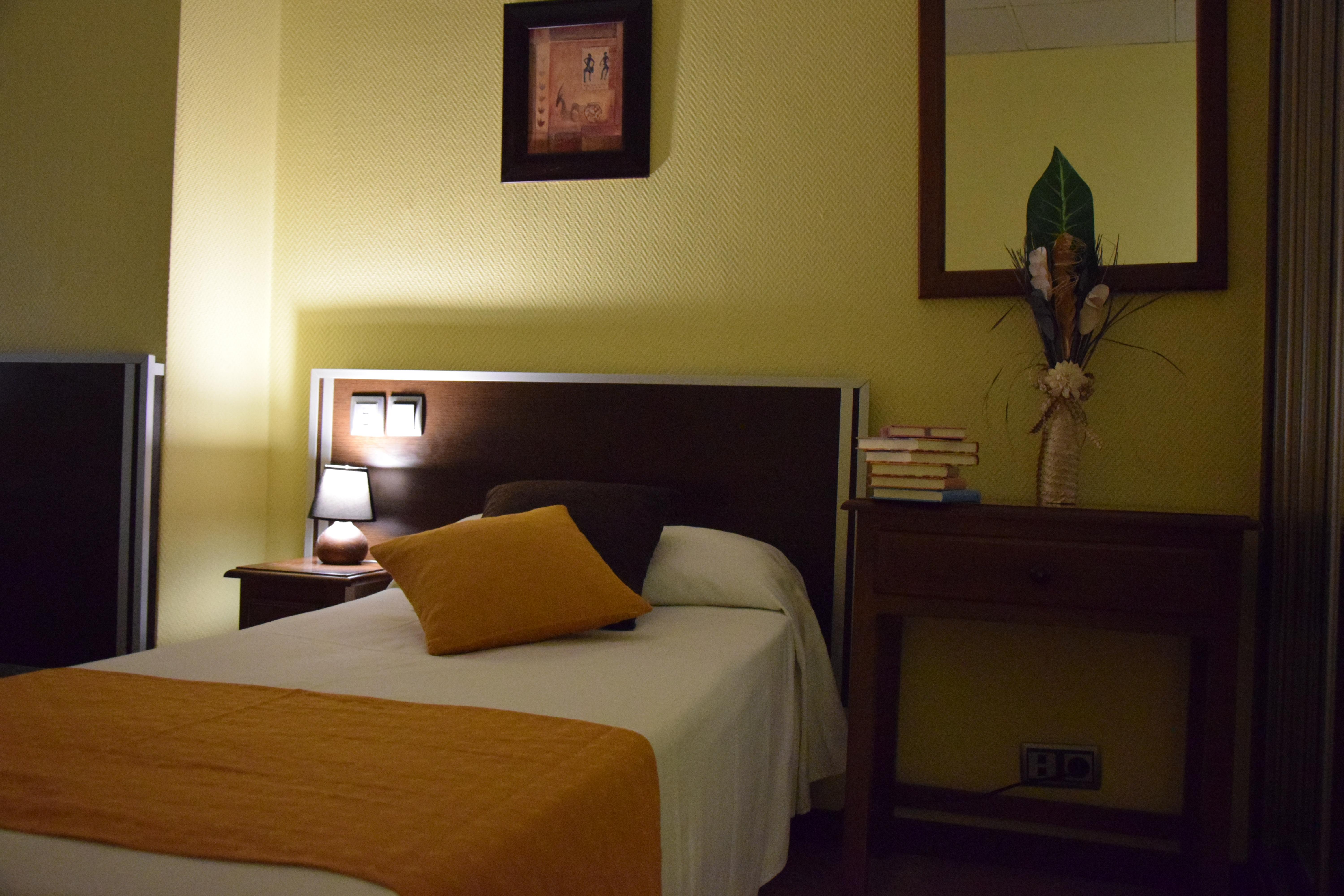 Hotel Complutense Alcala de Henares Ngoại thất bức ảnh