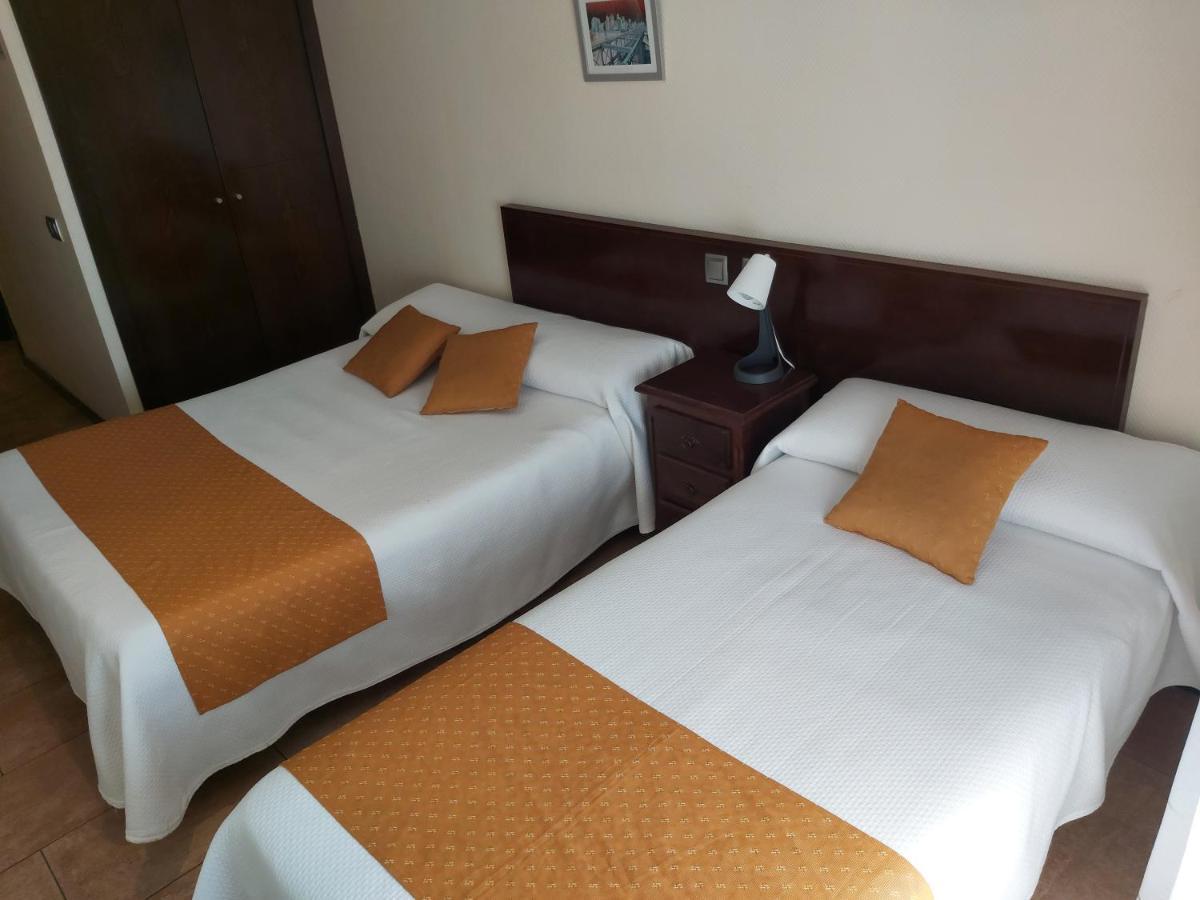 Hotel Complutense Alcala de Henares Ngoại thất bức ảnh