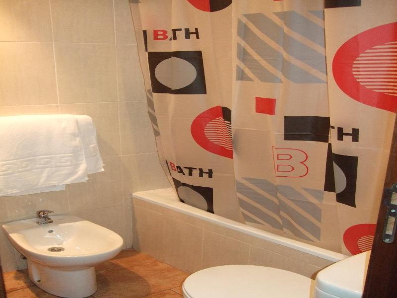 Hotel Complutense Alcala de Henares Ngoại thất bức ảnh