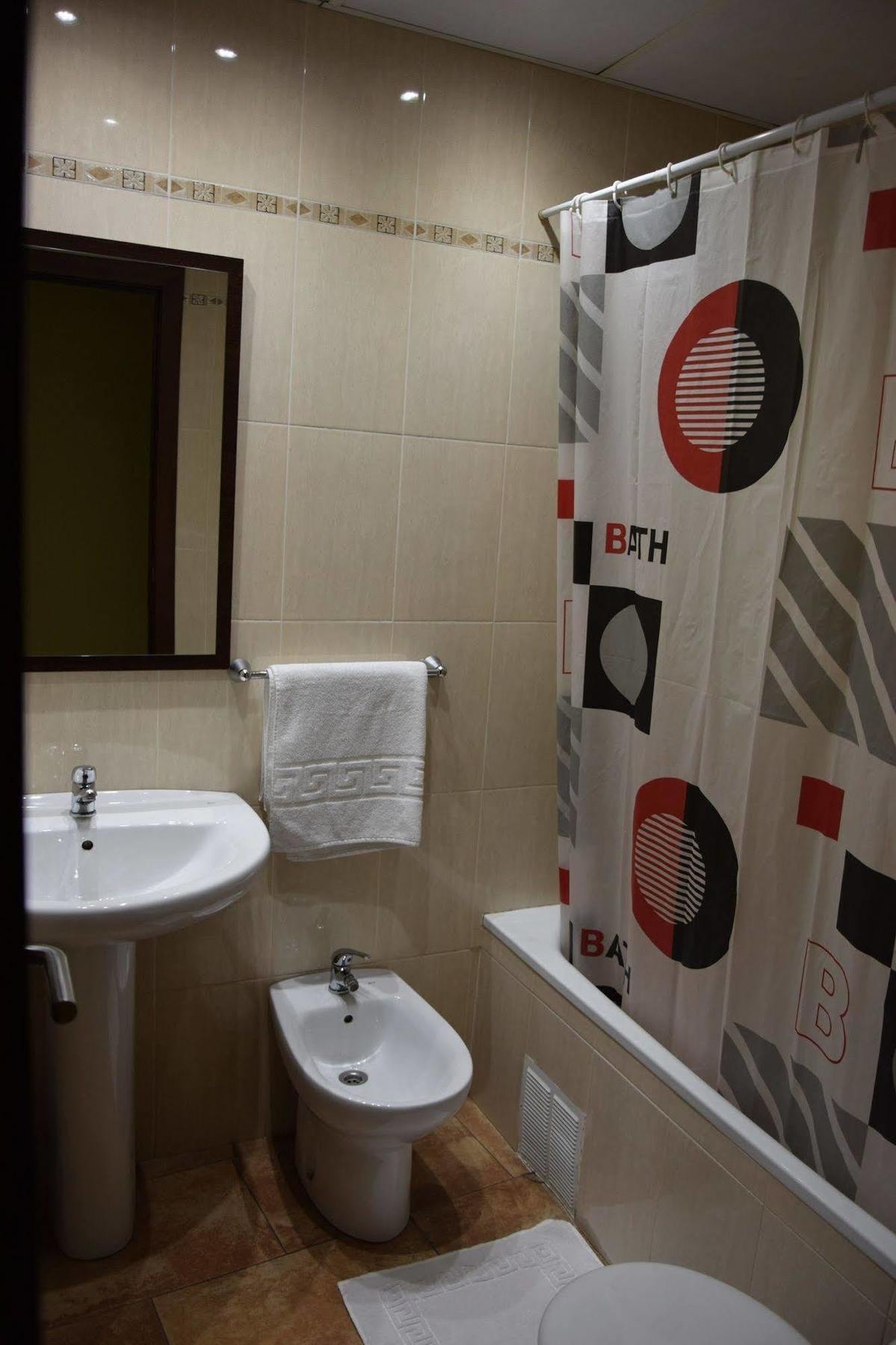 Hotel Complutense Alcala de Henares Ngoại thất bức ảnh