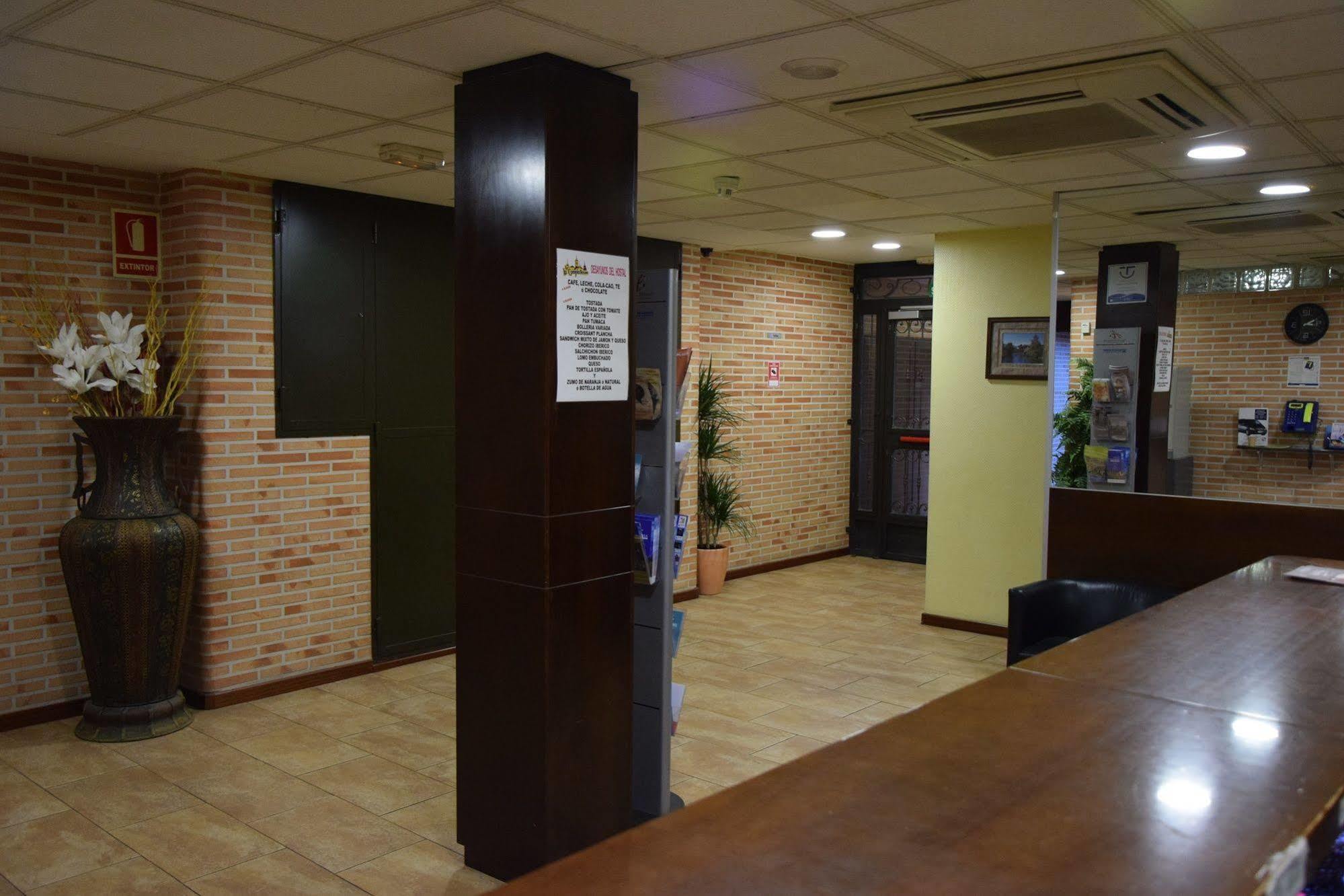 Hotel Complutense Alcala de Henares Ngoại thất bức ảnh